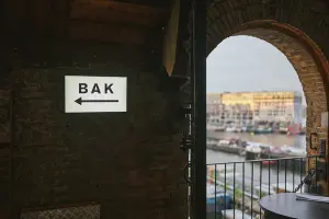 BAK